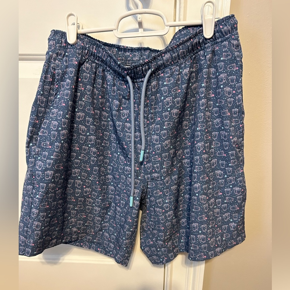 Southern shirt Company 6in inseam swim shorts. Size medium